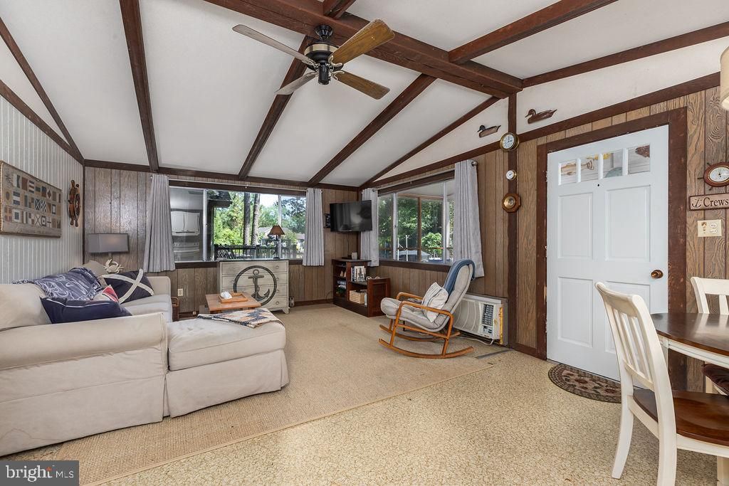 Image 12 of property listing at 44 GRAND PORT RD, Ocean Pines, MD 21811