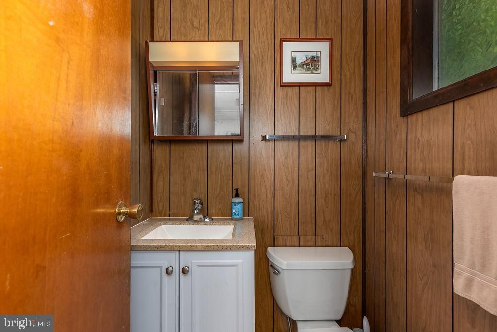 Image 21 of property listing at 44 GRAND PORT RD, Ocean Pines, MD 21811
