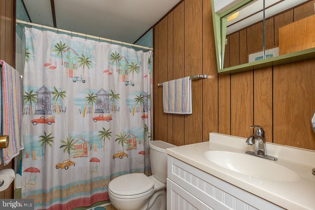 Image 25 of property listing at 44 GRAND PORT RD, Ocean Pines, MD 21811