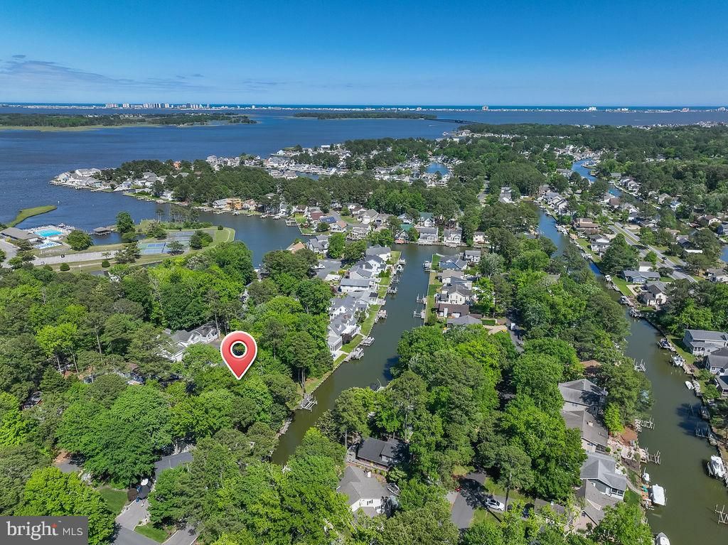 Image 35 of property listing at 44 GRAND PORT RD, Ocean Pines, MD 21811