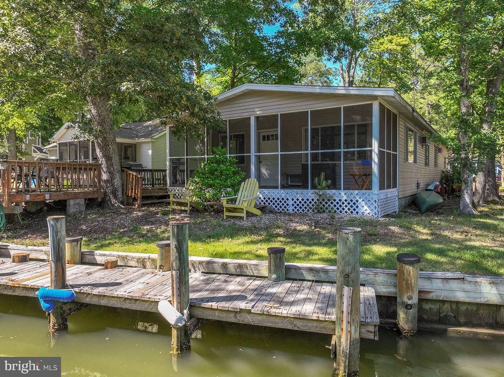Image 5 of property listing at 44 GRAND PORT RD, Ocean Pines, MD 21811