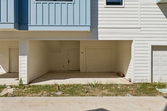 2023 Oak Forest Drive A-B, Houston, TX 77018