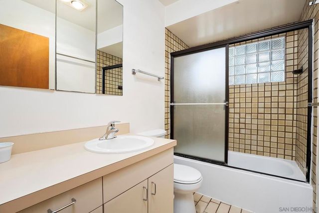 5172 Caywood St, San Diego, CA 92117
