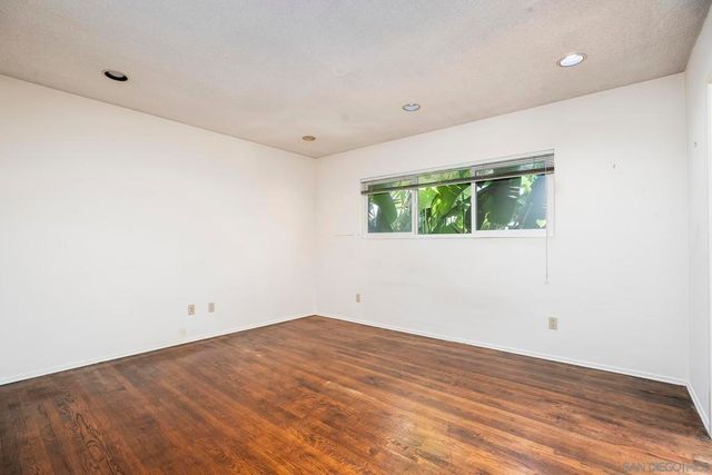 5172 Caywood St, San Diego, CA 92117