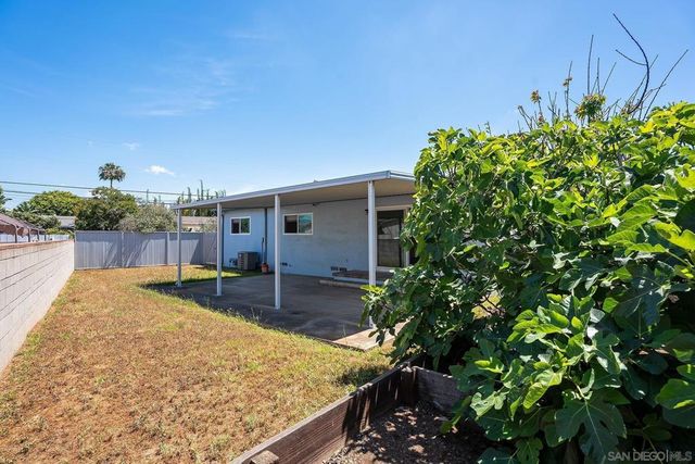 5172 Caywood St, San Diego, CA 92117