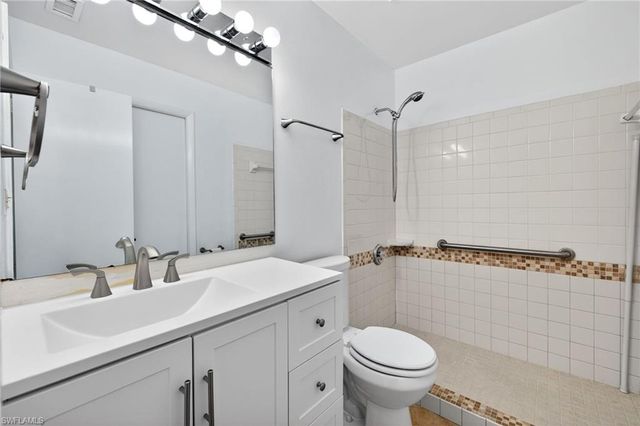 3271 Royal Canadian TRCE # 1, Fort Myers, FL 33907