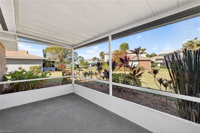 3271 Royal Canadian TRCE # 1, Fort Myers, FL 33907