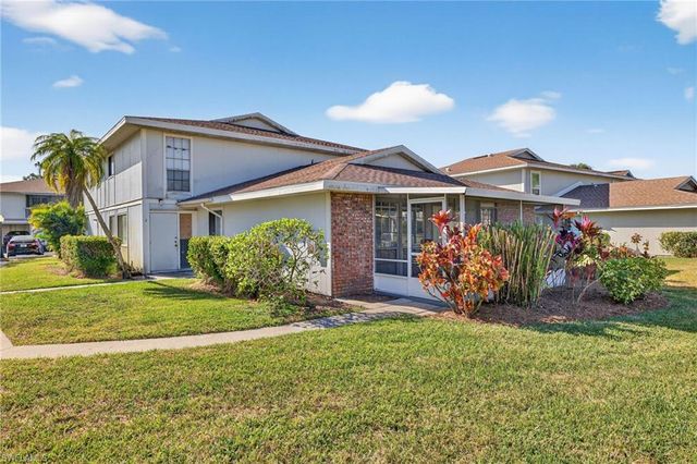 3271 Royal Canadian TRCE # 1, Fort Myers, FL 33907