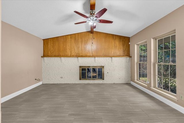 2801 Vancouver Street, Irving, TX 75062