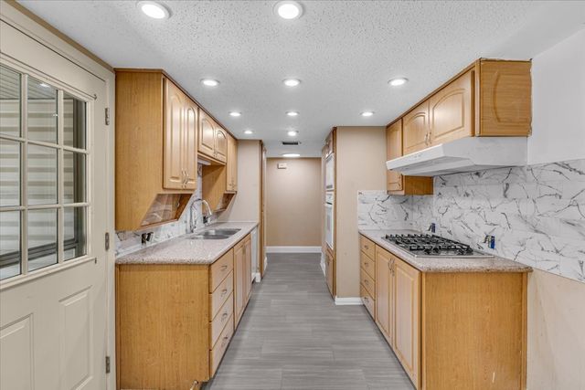 2801 Vancouver Street, Irving, TX 75062