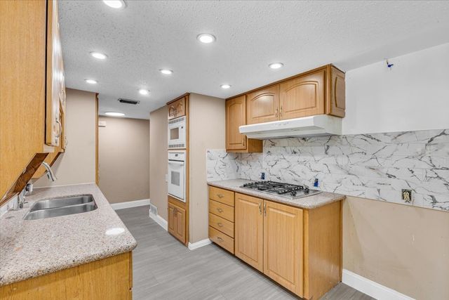 2801 Vancouver Street, Irving, TX 75062