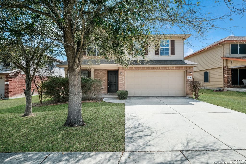 426 REBA, Converse, TX 78109