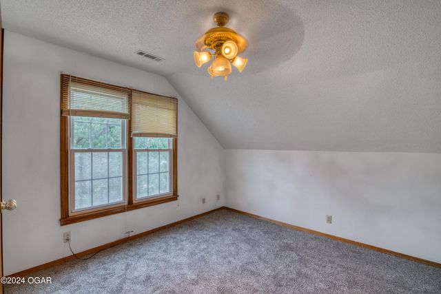 3227 S Park Avenue, Joplin, MO 64804