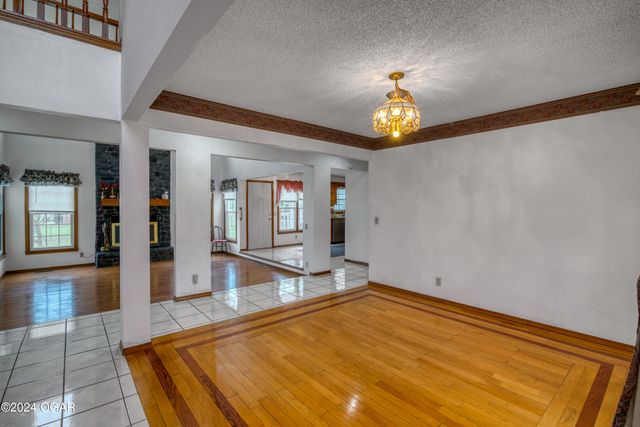 3227 S Park Avenue, Joplin, MO 64804