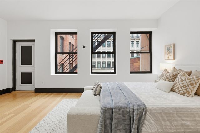 55 Temple Pl 4, Boston, MA 02111