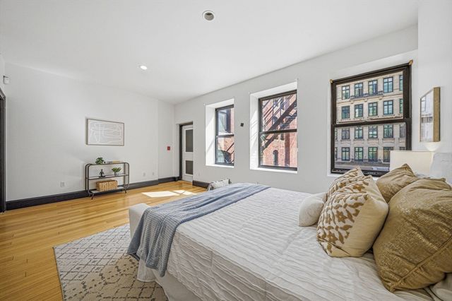 55 Temple Pl 4, Boston, MA 02111
