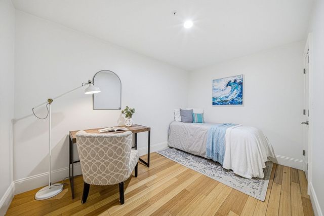 55 Temple Pl 4, Boston, MA 02111