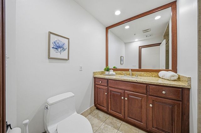 55 Temple Pl 4, Boston, MA 02111