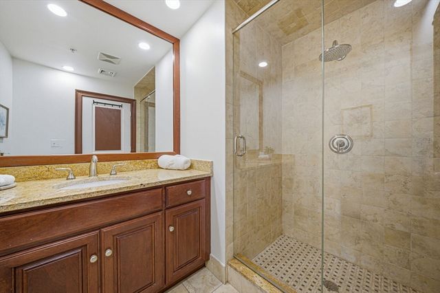 55 Temple Pl 4, Boston, MA 02111
