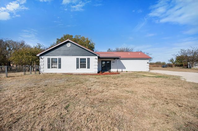 1301 County Road 705 Road, Joshua, TX 76058