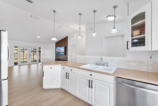 6249 Foster Street, Jupiter, FL 33458