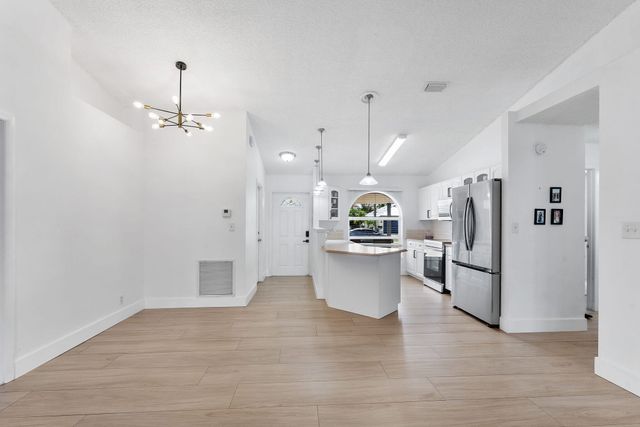 6249 Foster Street, Jupiter, FL 33458