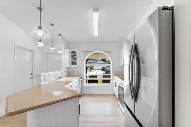 6249 Foster Street, Jupiter, FL 33458