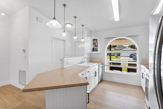 6249 Foster Street, Jupiter, FL 33458