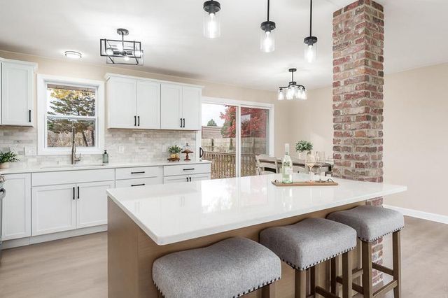 2205 Green Valley Drive, Janesville, WI 53546