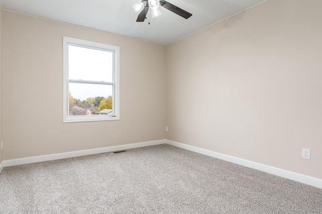 2205 Green Valley Drive, Janesville, WI 53546