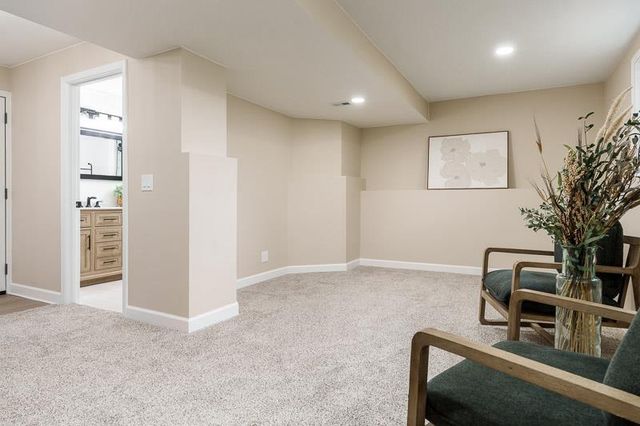 2205 Green Valley Drive, Janesville, WI 53546