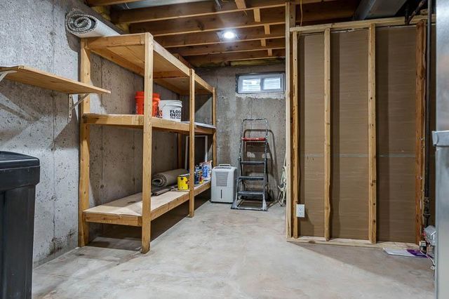 2205 Green Valley Drive, Janesville, WI 53546