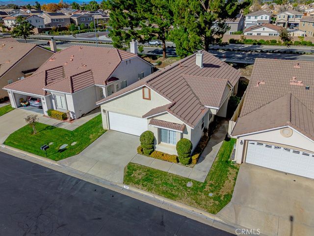 811 Camino De Plata, San Jacinto, CA 92583