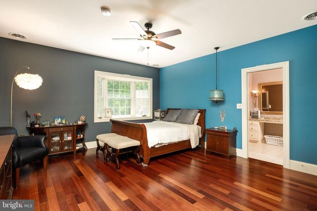 12 MOUNTAIN VIEW CT, Ewing, NJ 08628