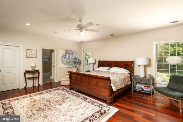 12 MOUNTAIN VIEW CT, Ewing, NJ 08628