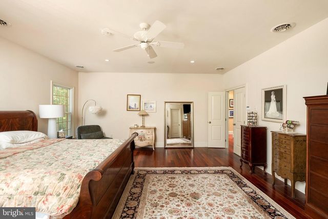 12 MOUNTAIN VIEW CT, Ewing, NJ 08628