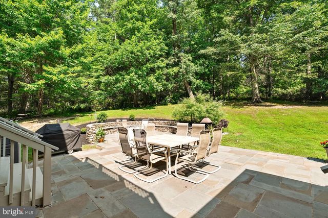 12 MOUNTAIN VIEW CT, Ewing, NJ 08628