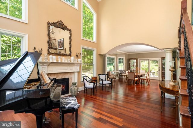 12 MOUNTAIN VIEW CT, Ewing, NJ 08628