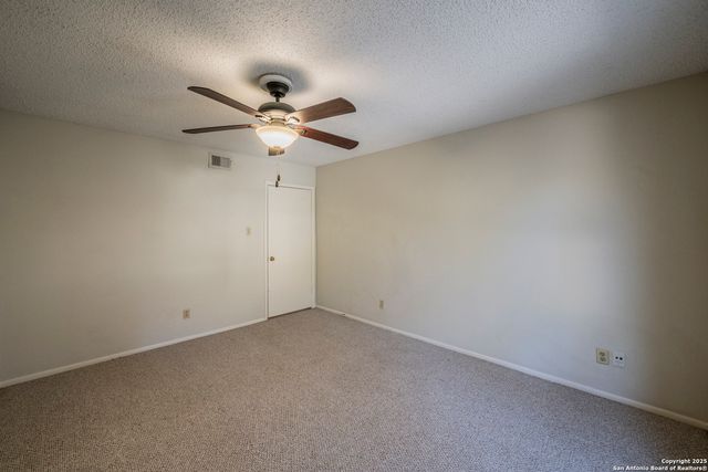 3843 Barrington St Apt 130H, San Antonio, TX 78217