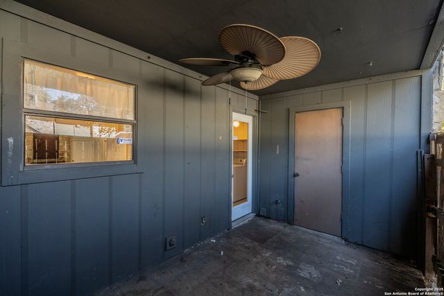 3843 Barrington St Apt 130H, San Antonio, TX 78217