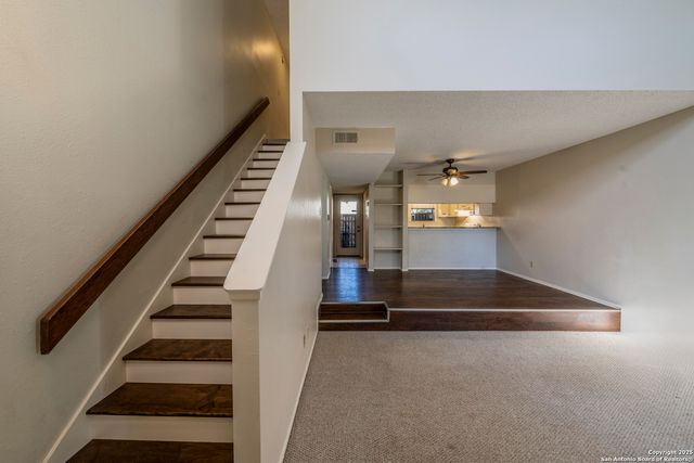 3843 Barrington St Apt 130H, San Antonio, TX 78217