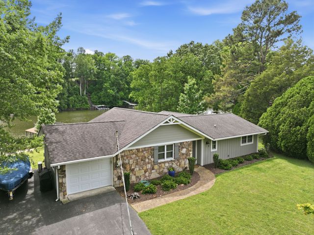 659 Westwood Ln, Estill Springs, TN 37330