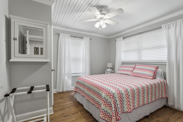659 Westwood Ln, Estill Springs, TN 37330