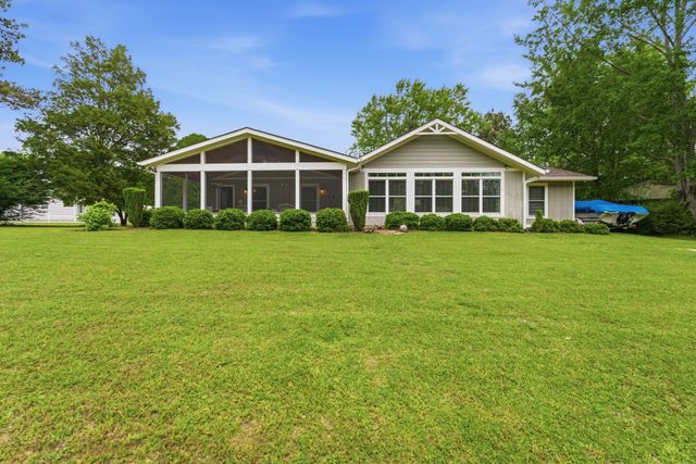 659 Westwood Ln, Estill Springs, TN 37330