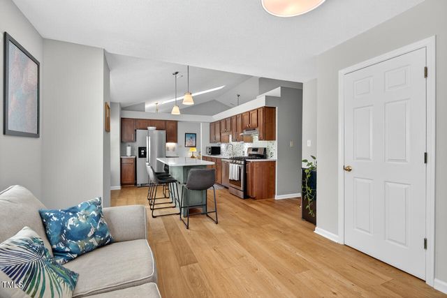 123 Weatherhill Point, Carrboro, NC 27510