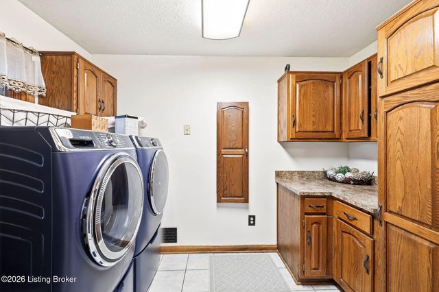 5504 Mount Washington Rd, Louisville, KY 40229