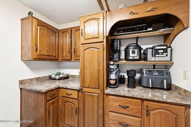 5504 Mount Washington Rd, Louisville, KY 40229