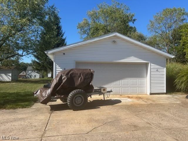 3321 Martindale Road NE, Canton, OH 44714