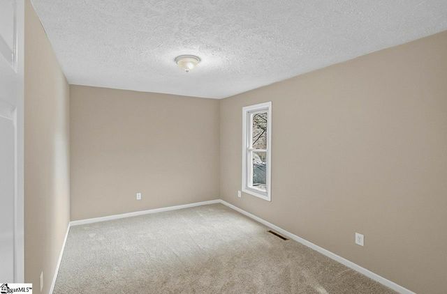 124 Nottingham Lane, Easley, SC 29640