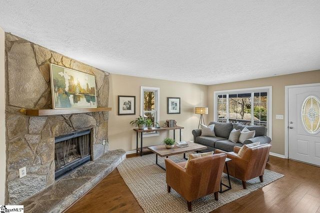 124 Nottingham Lane, Easley, SC 29640